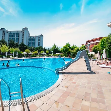 Green Fort Noks Daire *